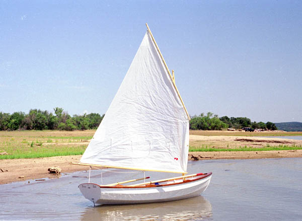 11' 2" Shellback Dinghy, a dinghy for row and sail. Plywood 